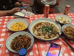 -荆九爷爆炒桥头三嫩(云南北路店)