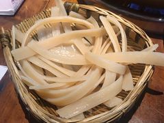 -四小区火锅·巷子里的重庆火锅(花照壁店)
