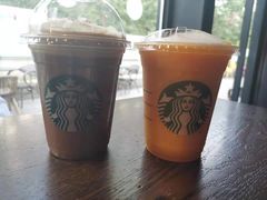 -星巴克(西藏路店)