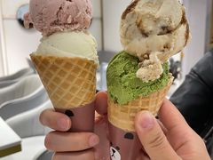 -Fridi Patisserie Cafe