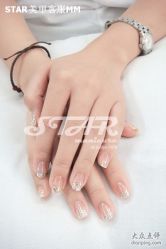 闪烁银河-STAR美甲店