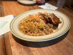 -玛格萝妮比萨屋(陆家浜路店)