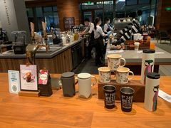 零售区-星巴克臻选(广州二沙岛文立方店)