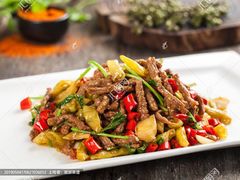 野山椒牛肉-业华湘·特色菜