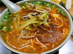 -亮亮面馆(经六路店)