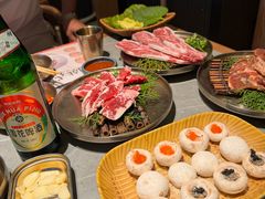 -草家酱蟹炭火烤肉店(珲春南路一店)