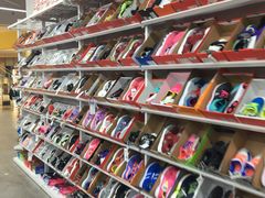 -BIGOFFS 超级折扣(仁恒伊势丹店)