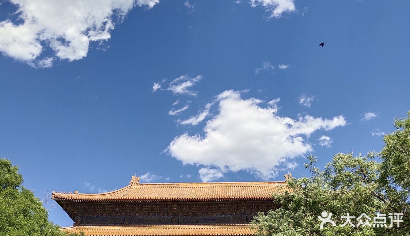 故宫的云，都是神兽化身的吧[调皮][糖果][加油]