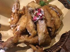 传统香酥鸡-前海沿·青岛菜(大拇指广场石老人店)