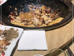 -屯老二农家铁锅炖·行业领军者(梅江店)