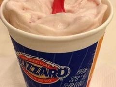 -DQ·蛋糕·冰淇淋(龙湖狮山天街店)
