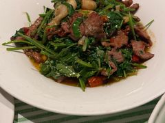 香菜摔打黄牛肉-桂满陇·杭州饭店(清河万象店)