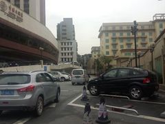 停车场入口-广州中国大酒店