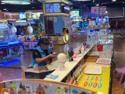 -卡通尼乐园(荟聚中心店)