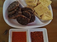 -88号小吃店·经典云南菜·地道纳西美食