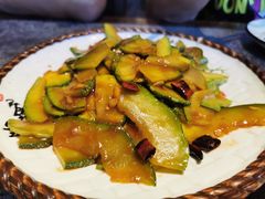 -华盛园卷子王农家菜水库鱼