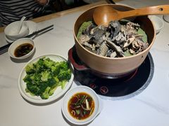 -黑鸡小馆(金源店)