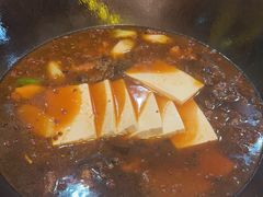 -哈尔滨烧烤·山河村铁锅炖(交大店)