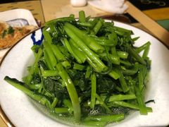 -琥珀老六龙虾(四里河店)