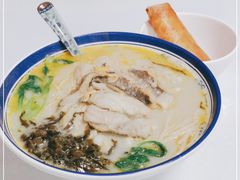 -明呈黄鱼面馆(斜土路店)