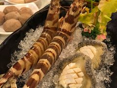 -鲜入围煮花胶鸡海鲜火锅