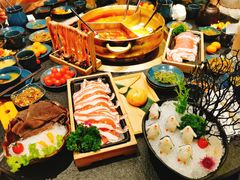 -湊湊火锅·茶憩(打浦桥日月光店)