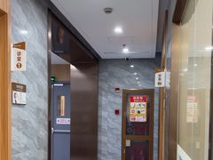 -上海仁爱医院口腔科 · 种植