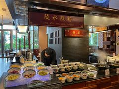 自助调料区-源·咖啡自助餐厅·海鲜·烧烤·三文鱼(海口华彩洲际酒店)