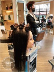 -一東造型烫发染发