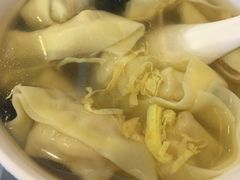 馄钝-笑来喜馄饨小笼工坊店(湖滨街店)