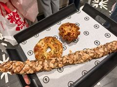 -HOT CRUSH趁热集合·现烤面包(上海环球港店)