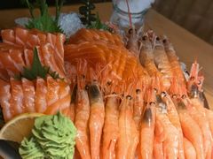 -枝魯枝魯自助料理