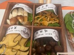 -椰子湾·海南火锅·糟粕醋·椰子鸡(正大广场店)