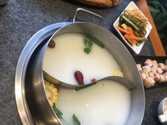 -江小渔鲜鱼火锅(辽沈二街店)
