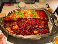 -江边城外烤全鱼(世茂广场店)