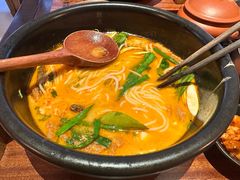 -银米·云南传统过桥米线(双廊黑金冠店)
