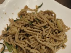 -东口码头·烧鸽子·鱼头泡饼·地方菜(金鹰悦城店)