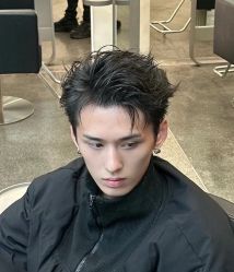 -海文先生国潮烫染男士理发馆