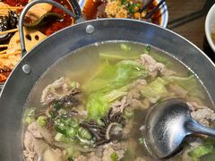 -肖四女乐山跷脚牛肉(南汇大学城生活广场店)