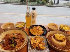 -红小满休闲餐厅(十全街店)