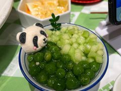 熊猫青团啵啵-渔语鱼新川菜Bistro(万象天地店)