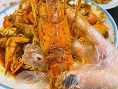 -三妹小龙虾·黄油蟹(华侨城总店)