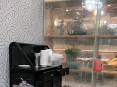 -凤凰路何眼镜香辣蟹(花果园店)