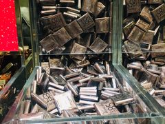 -VENCHI 闻绮(北京国贸商城店)