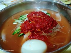 -牛信亭韩国料理·炭火烤肉(紫藤路店)