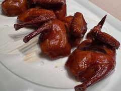 脆炸乳鸽-荣小馆(安达仕店)