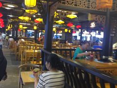 -八一路好吃街(雨田商务大厦店)