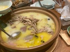 老鸭煲-弄堂里·寻味杭州(湖滨银泰in77C区店)
