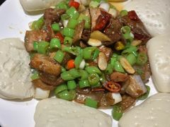 -东口码头·烧鸽子·鱼头泡饼·地方菜(金鹰悦城店)