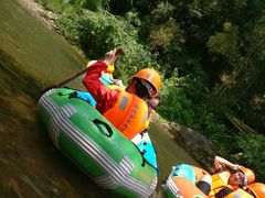 -仙山谷激浪漂流